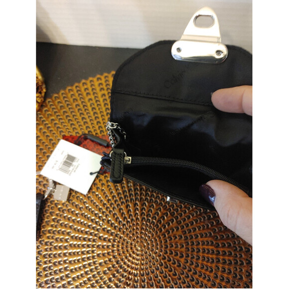 Calvin Klein Wallet & Key Chain Set NWT - Picture 5 of 5
